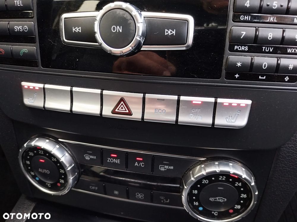 Mercedes-Benz Klasa C 180 BlueEFFICIENCY - 24