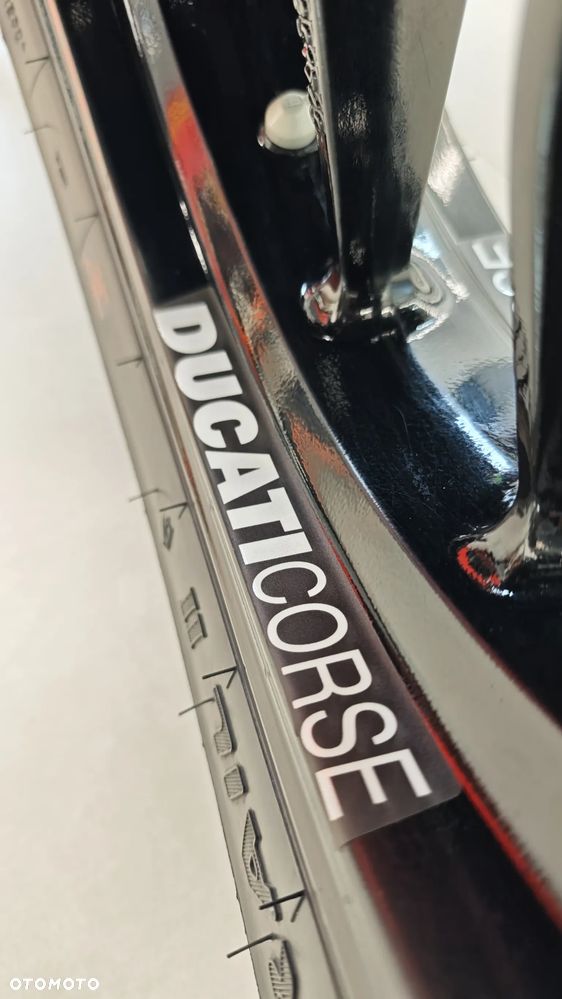 Ducati Multistrada - 9