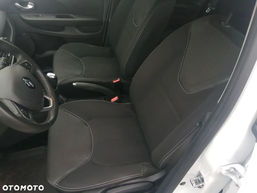 Renault Clio - 13