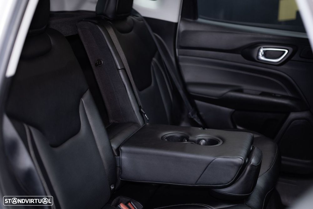 Jeep Compass 1.3 TG S - 17