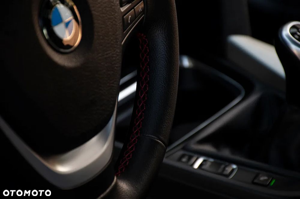 BMW Seria 3 320d M Sport Edition - 40