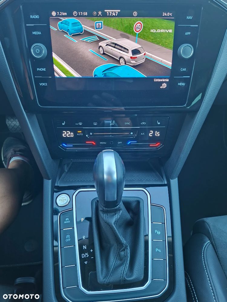 Volkswagen Passat 2.0 TSI Elegance DSG - 17
