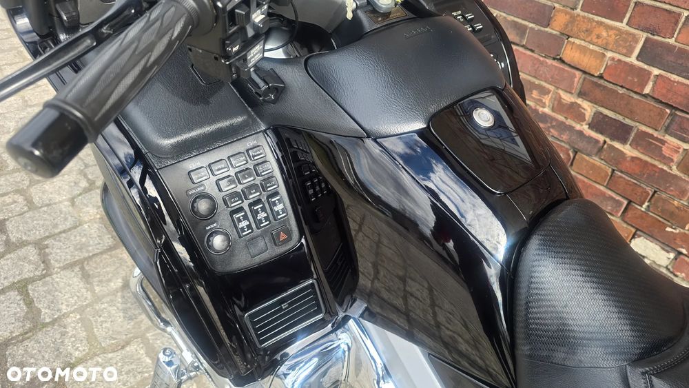 Honda GL - 13