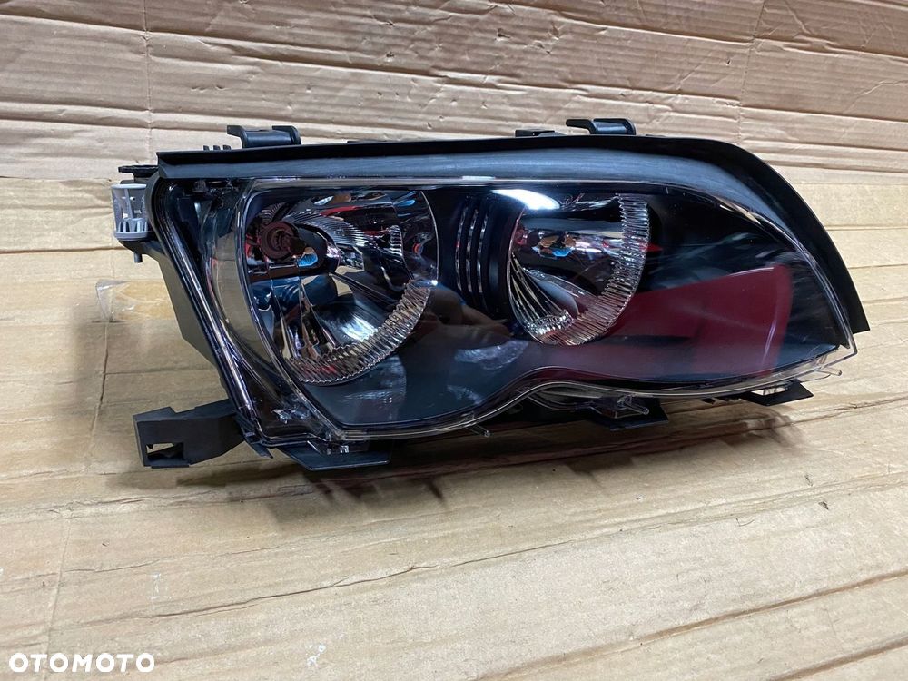 LAMPA PRAWA ZWYKŁA BMW E46 LIFT 0301177202 EU - 2