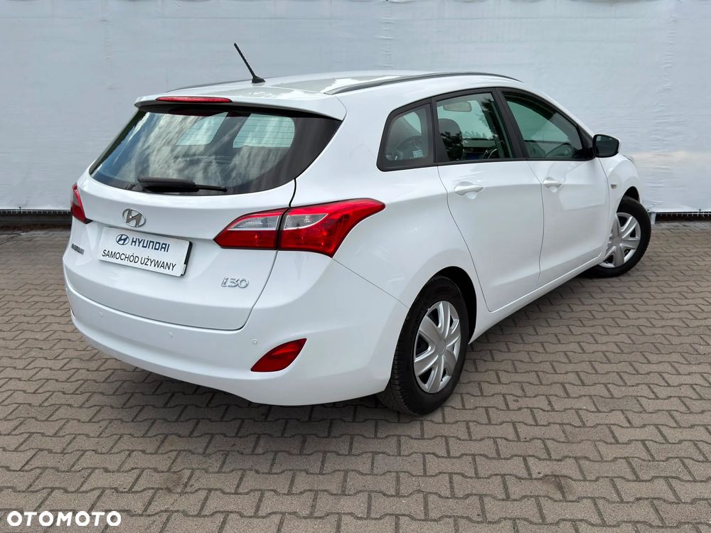 Hyundai i30 1.4 Classic + - 5