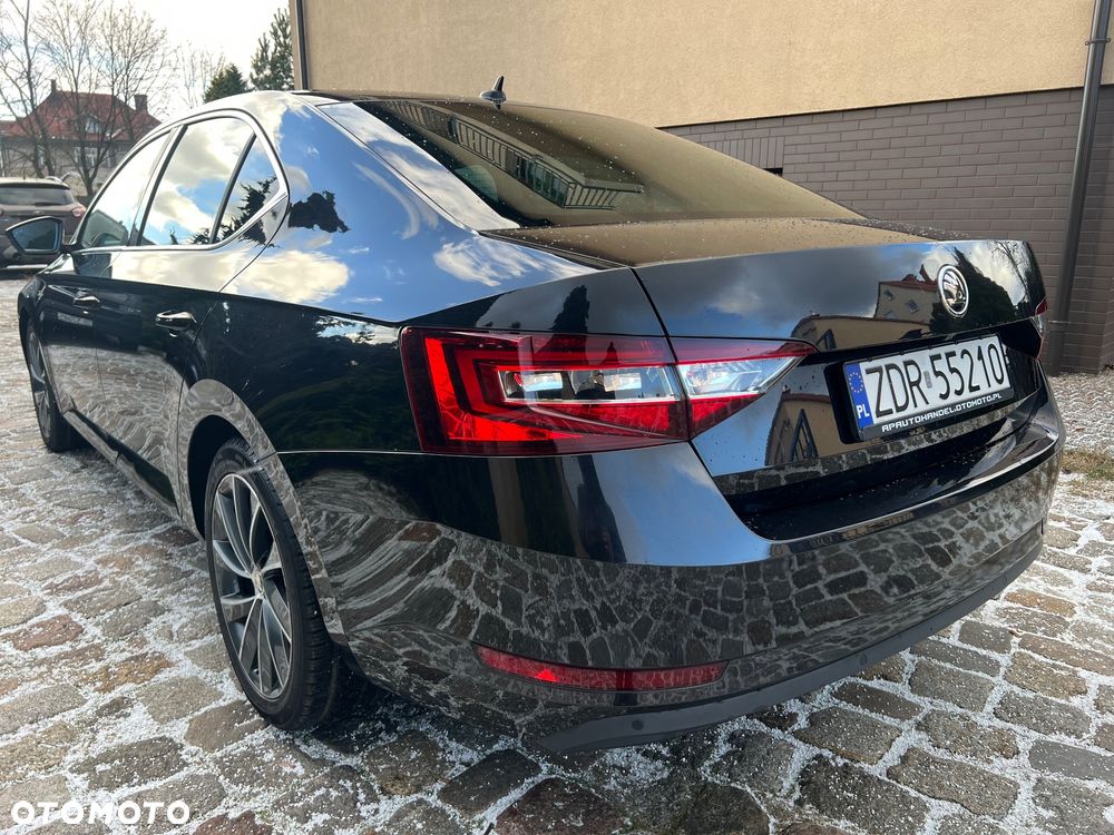Skoda Superb 2.0 TDI DSG L&K - 4
