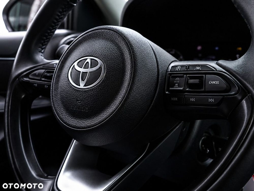 Toyota Yaris - 14