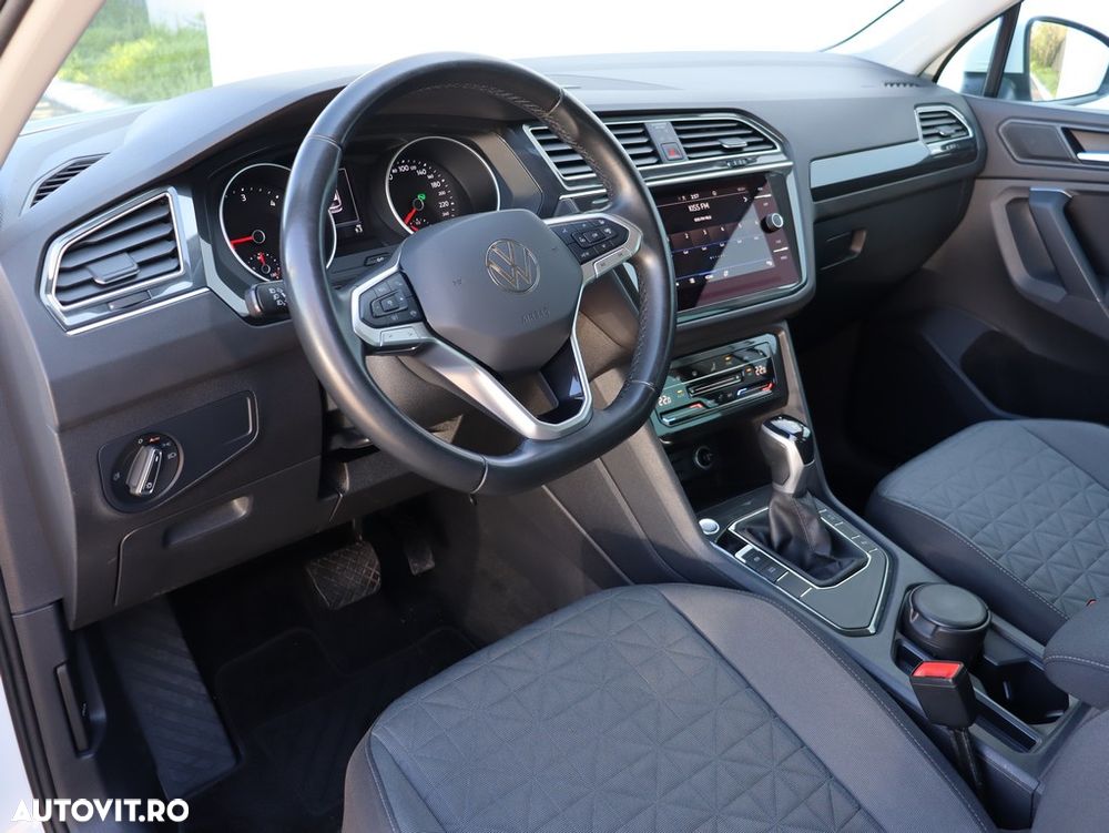 Volkswagen Tiguan 2.0 TDI DSG Life - 10