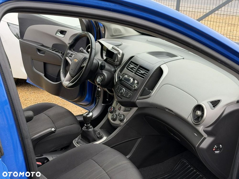 Chevrolet Aveo - 20