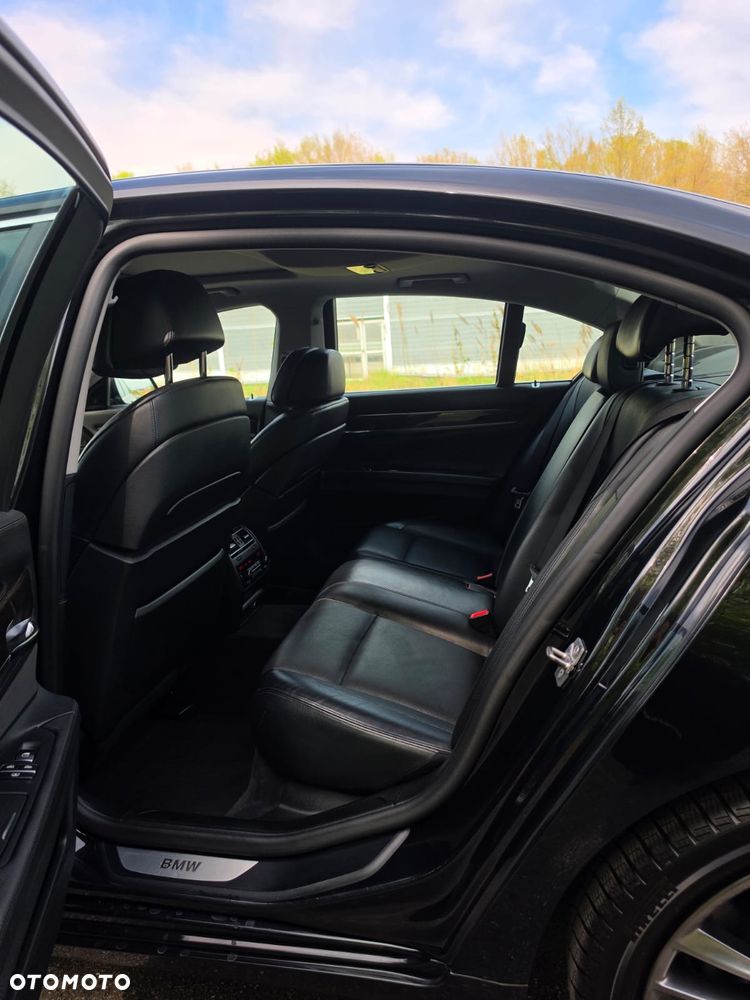 BMW Seria 7 730d Blue Performance - 14