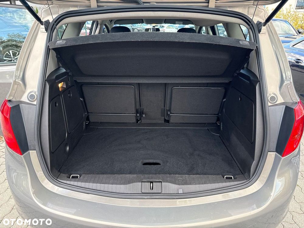 Opel Meriva - 23