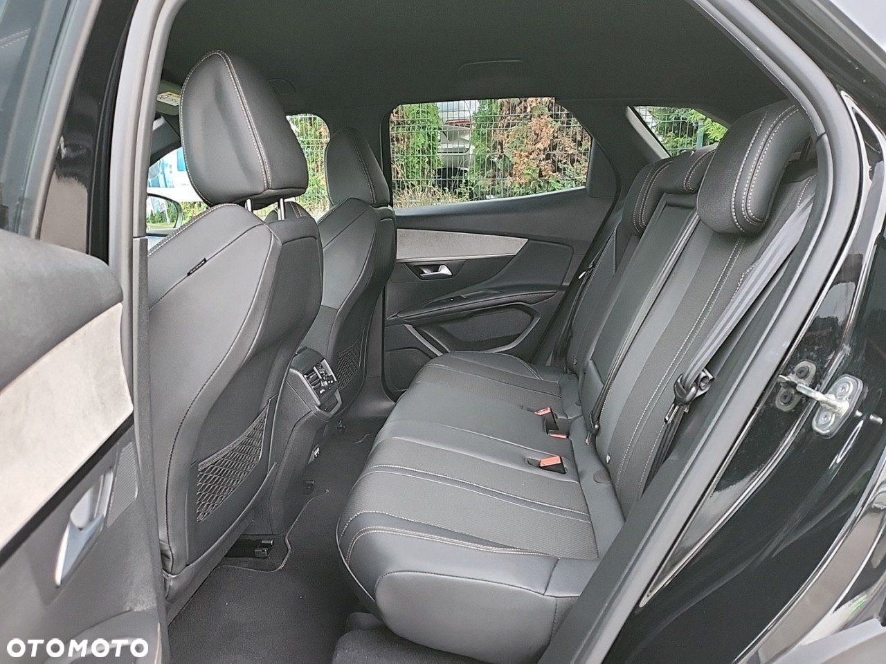 Peugeot 3008 1.5 BlueHDi GT S&S EAT8 - 10
