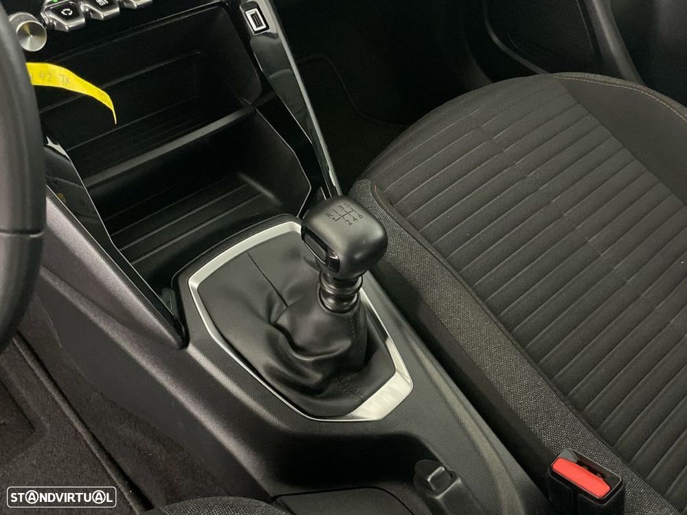 Peugeot 2008 1.2 PureTech Active - 20