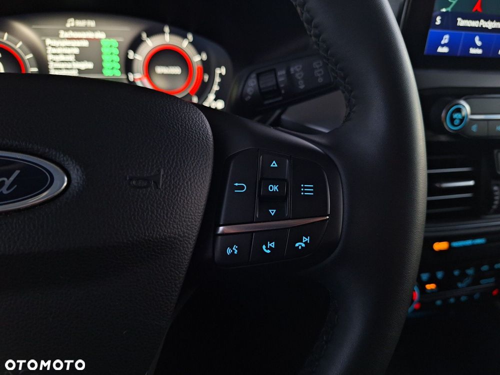 Ford Kuga 1.5 EcoBoost FWD Titanium X - 37