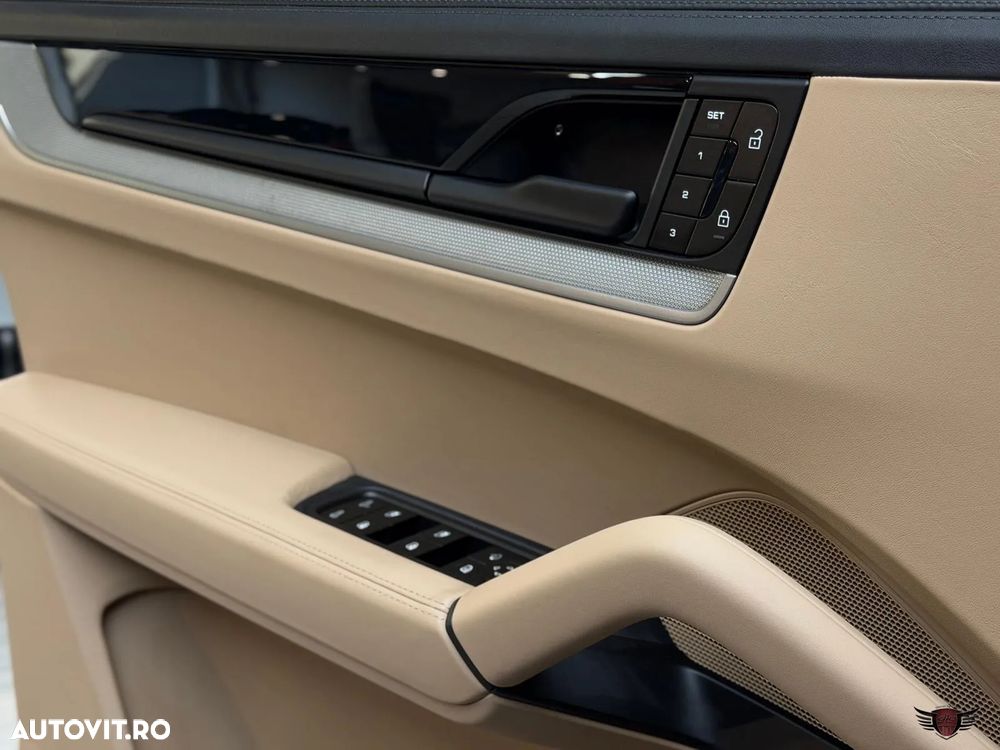 Porsche Cayenne S Tiptronic S - 14