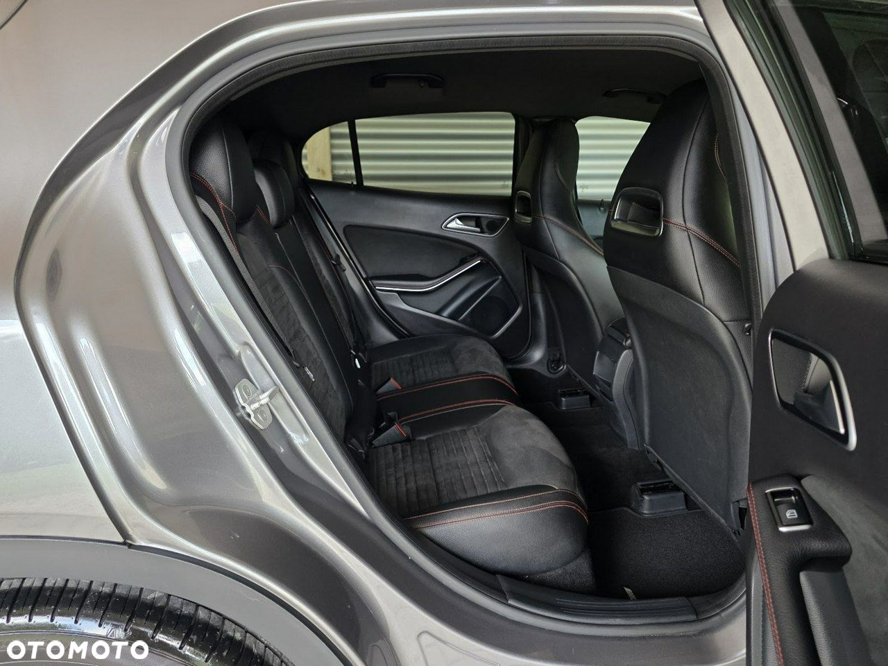 Mercedes-Benz GLA - 17