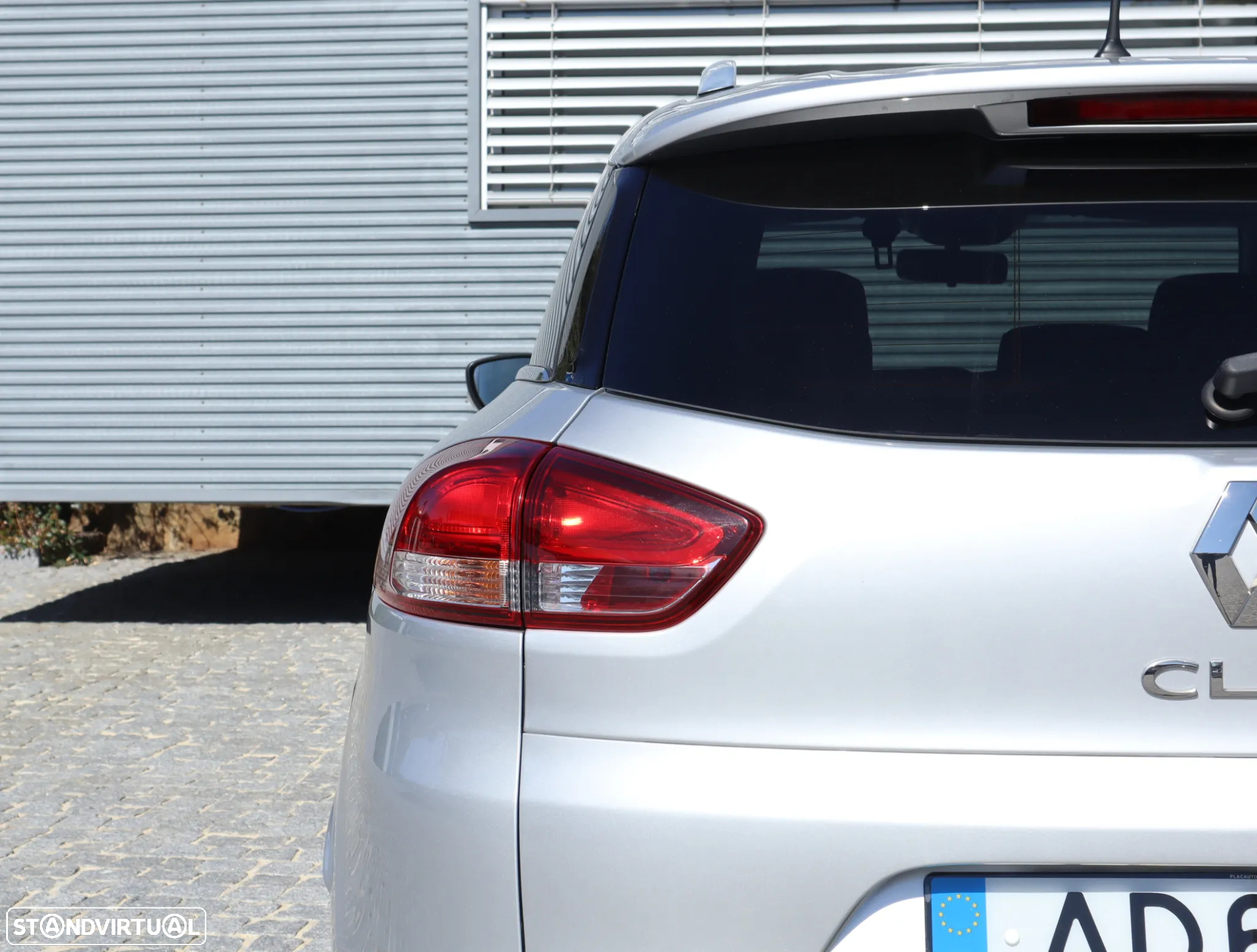 Renault Clio Sport Tourer 0.9 TCe Limited - 16