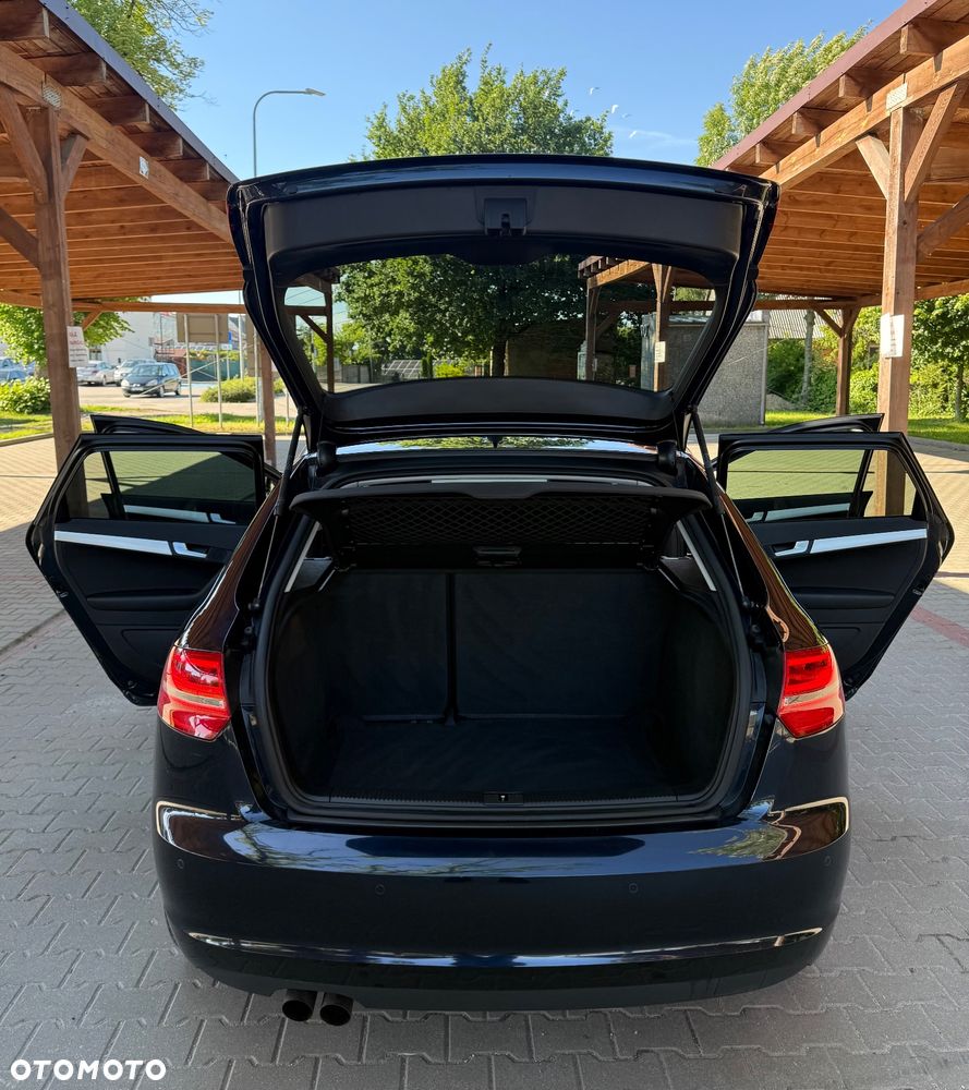 Audi A3 Sportback - 15