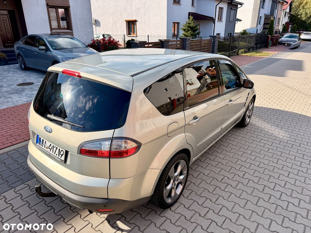 Ford S-Max - 7