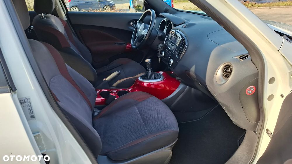 Nissan Juke 1.6 DIG-T Tekna - 10