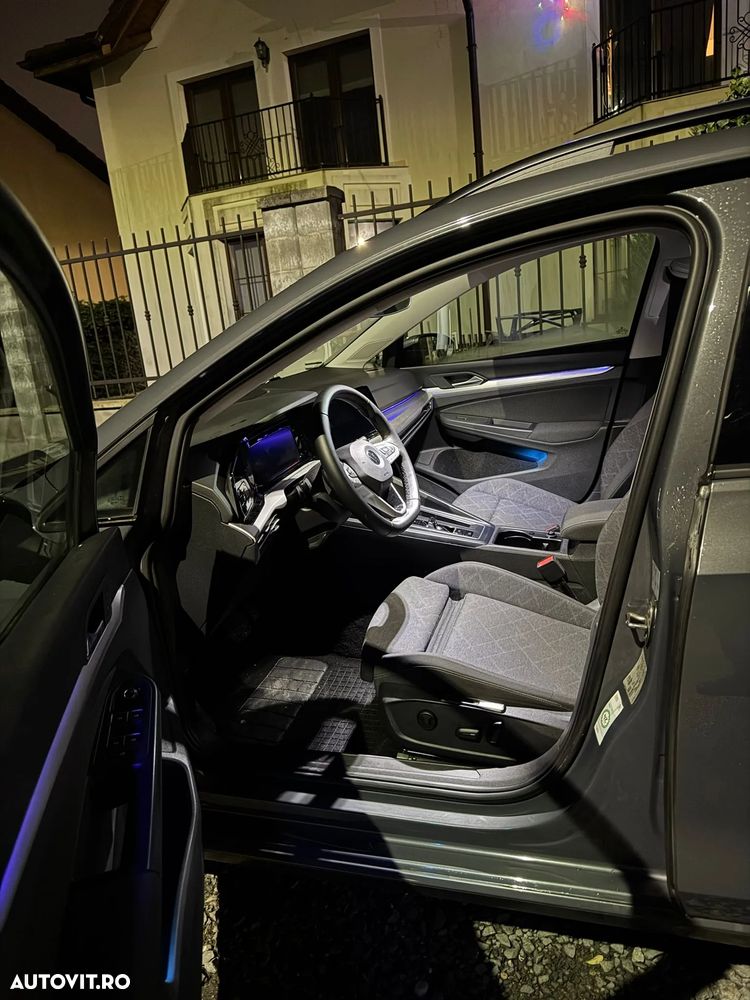 Volkswagen Golf Variant 2.0 TDI SCR DSG IQ.DRIVE - 9