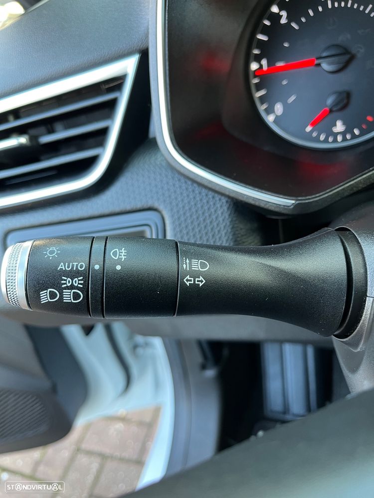 Renault Clio 1.5 Blue dCi Intens - 10