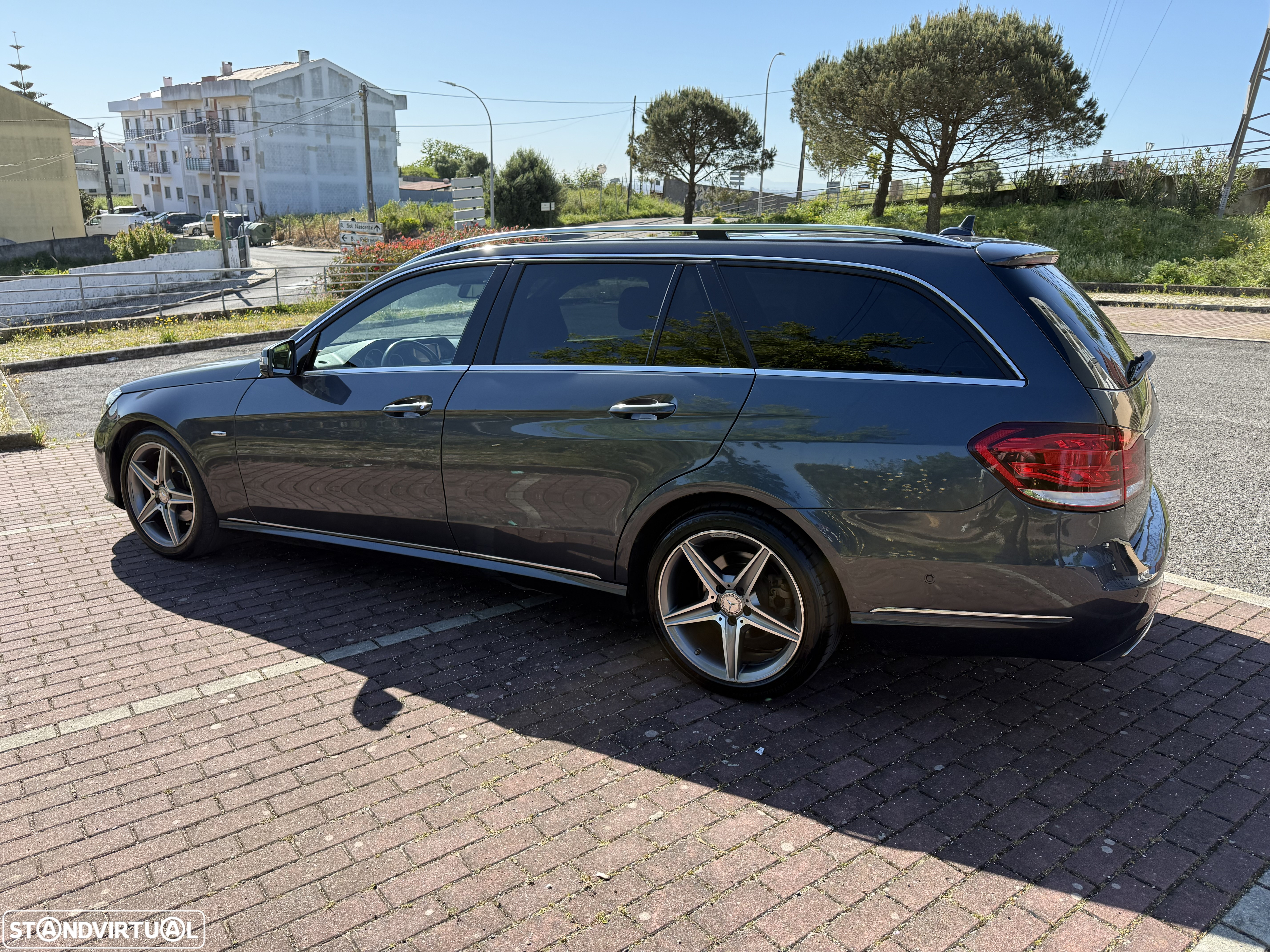Mercedes-Benz E 220 BlueTEC Avantgarde - 14