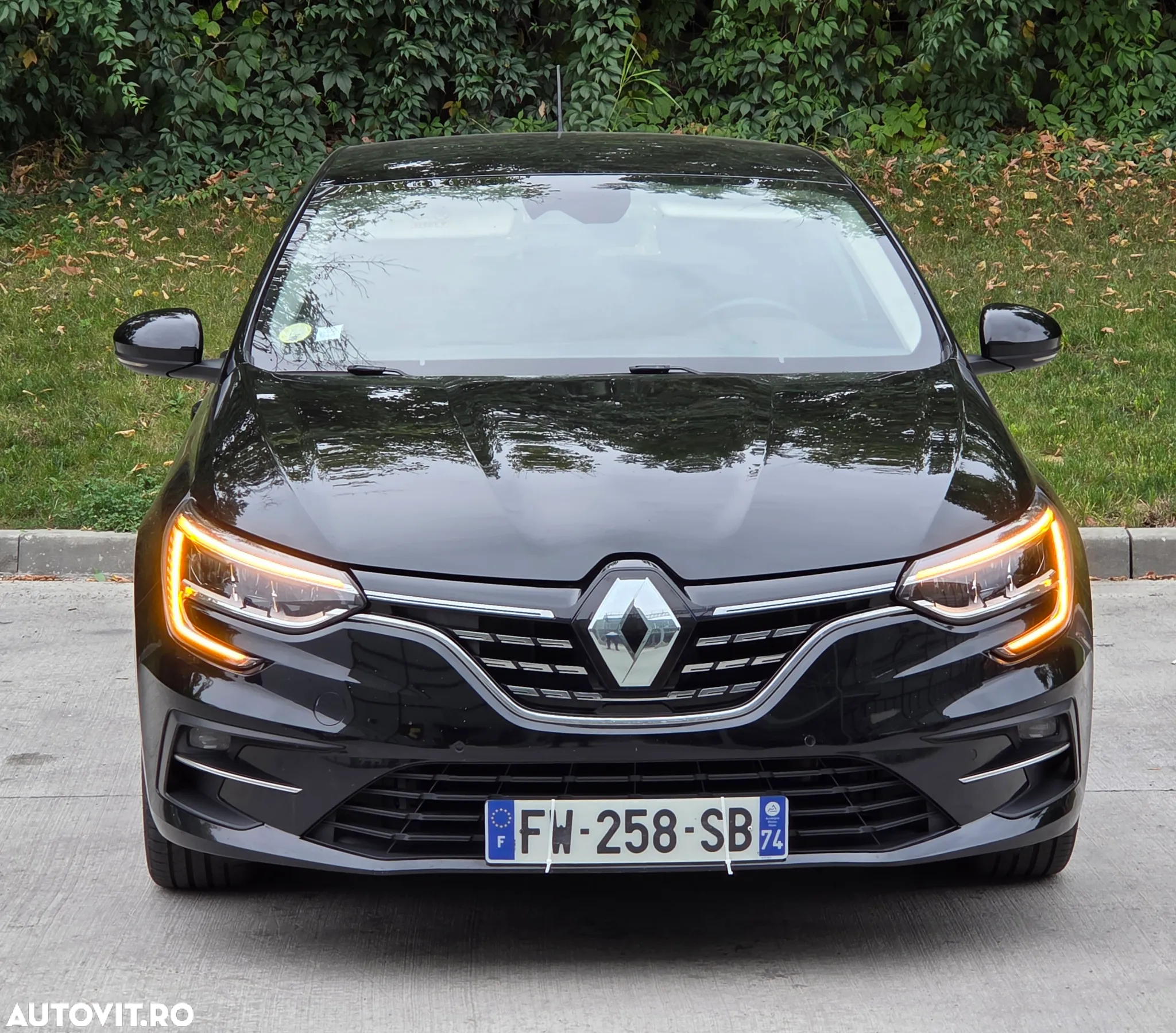 Renault Megane Grandtour BLUE dCi 115 BUSINESS EDITION - 2