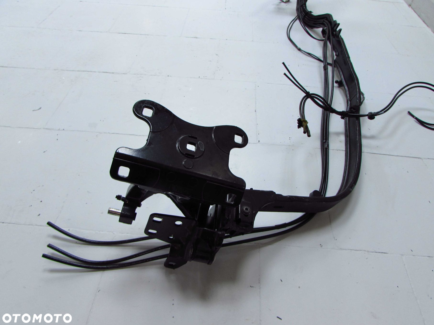 VOLVO C70 II 06-13 ZAWIAS RAMIE RAMA DACHU PRAWA STRONA 31256475 - 5