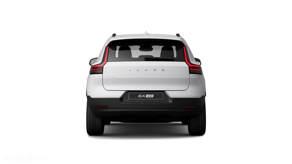 Volvo EX40 P5 Core - 4