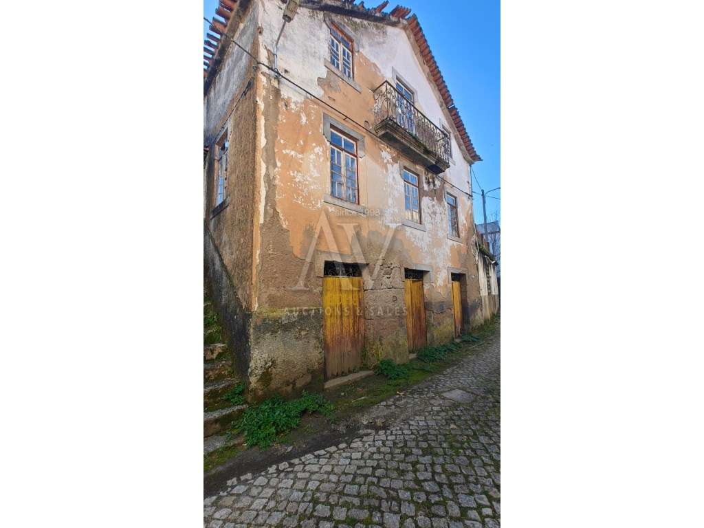 Casa R/C, 1º e 2º andares e Terreno Rústico - ALDEIAS - GOUVEIA | L... - Grande imagem: 4/5
