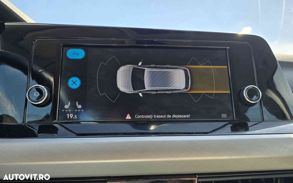 Volkswagen Golf - 18