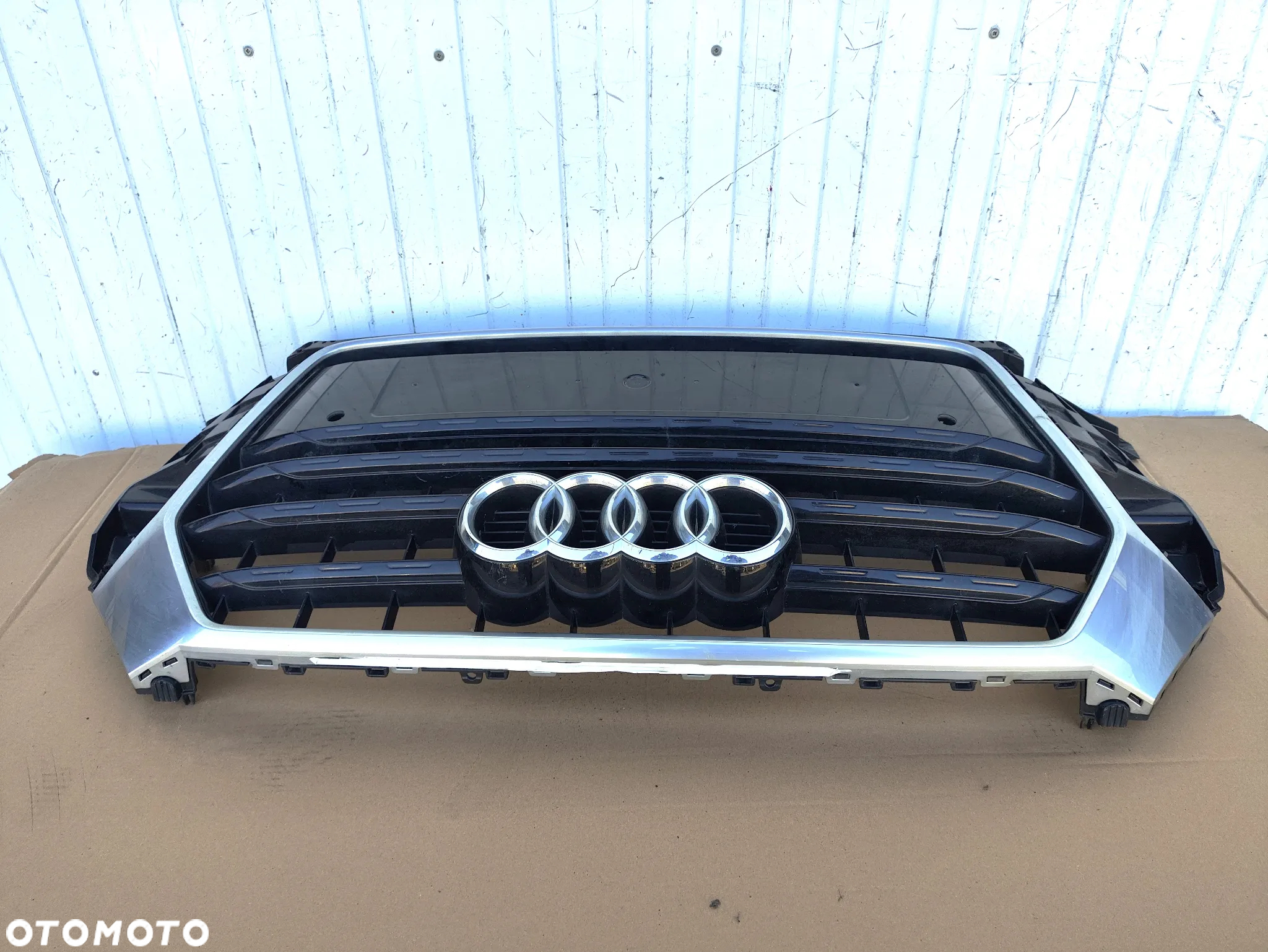 AUDI Q3 LIFT S LINE 15-18 GRILL ATRAPA - 3