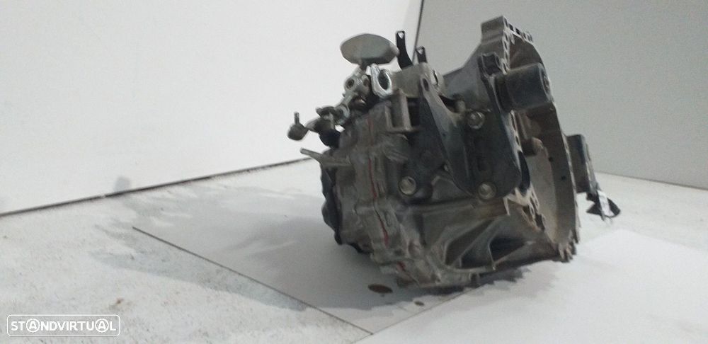 CAIXA VELOCIDADES TOYOTA AVENSIS 2005 - 2