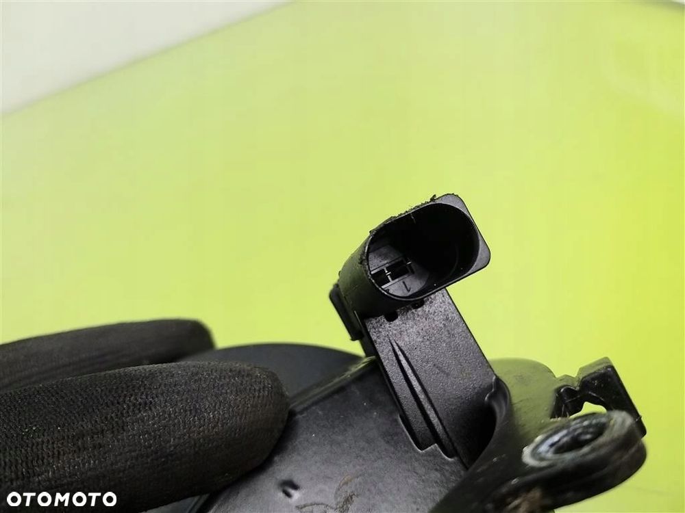 Klamka klapy tylniej tył VW Passat B6 SEDAN 2005-2010 1K0827469G 3C5827469C - 3