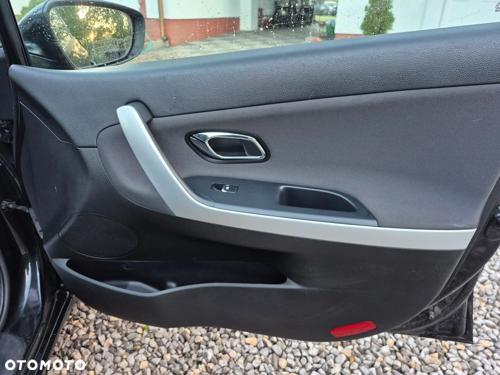 Kia Ceed - 11