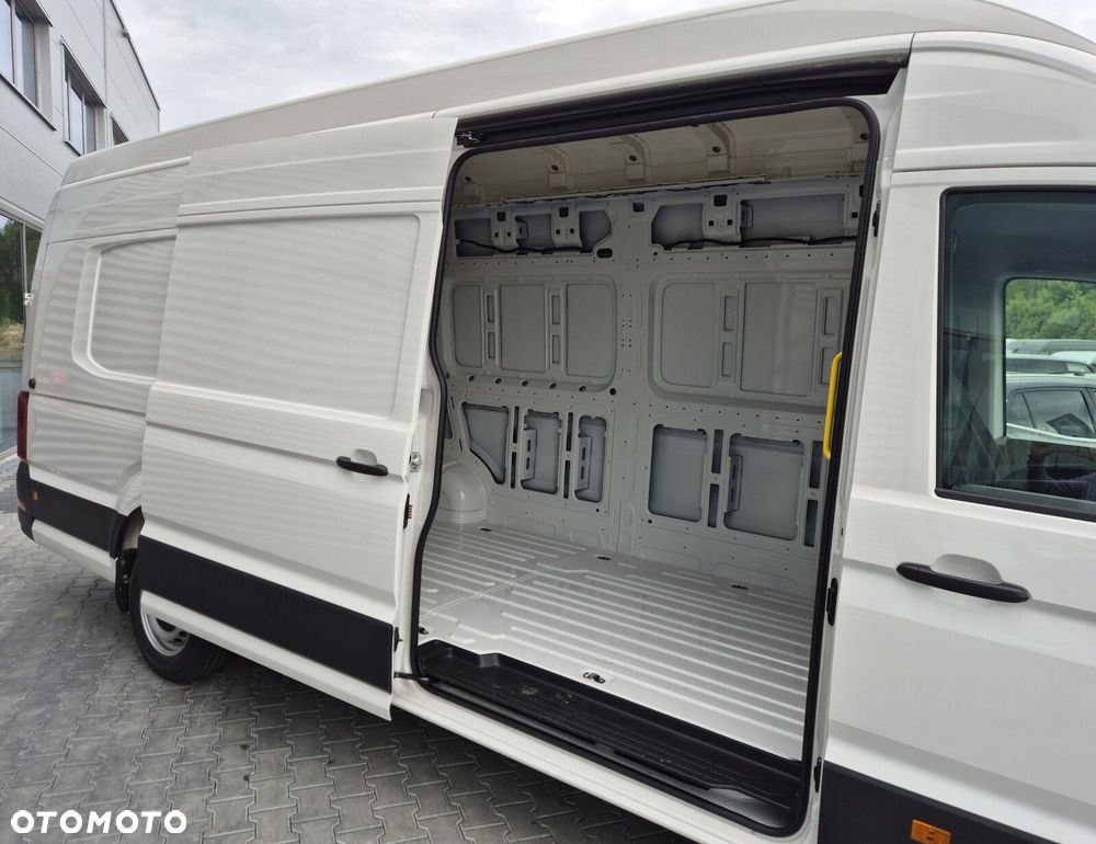 Volkswagen Crafter 2.0 TDI Manual - 5