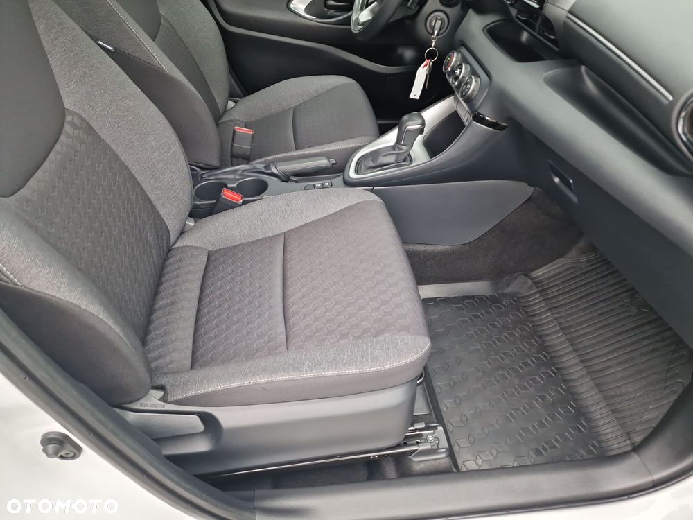 Toyota Yaris 1.5 Comfort CVT - 17
