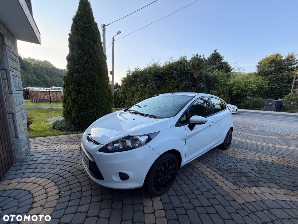 Ford Fiesta 1.25 Ambiente - 1