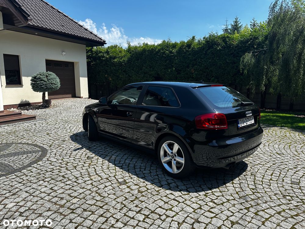 Audi A3 3-drzwiowe 1.4 TFSI Ambition - 3