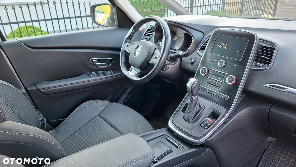 Renault Scenic - 16