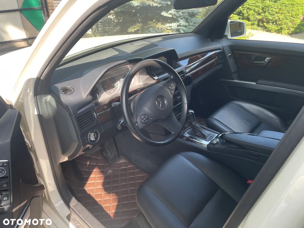 Mercedes-Benz GLK 350 4Matic 7G-TRONIC - 9