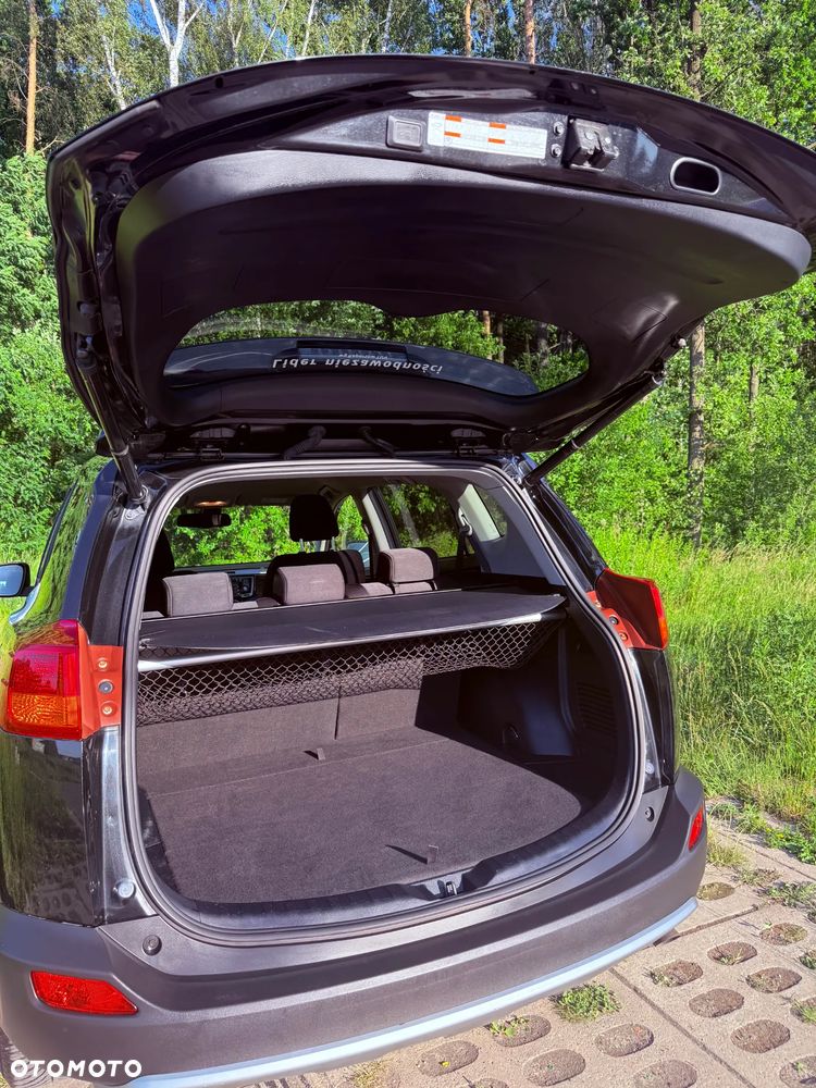 Toyota RAV4 2.0 D-4D Premium 4x2 - 9