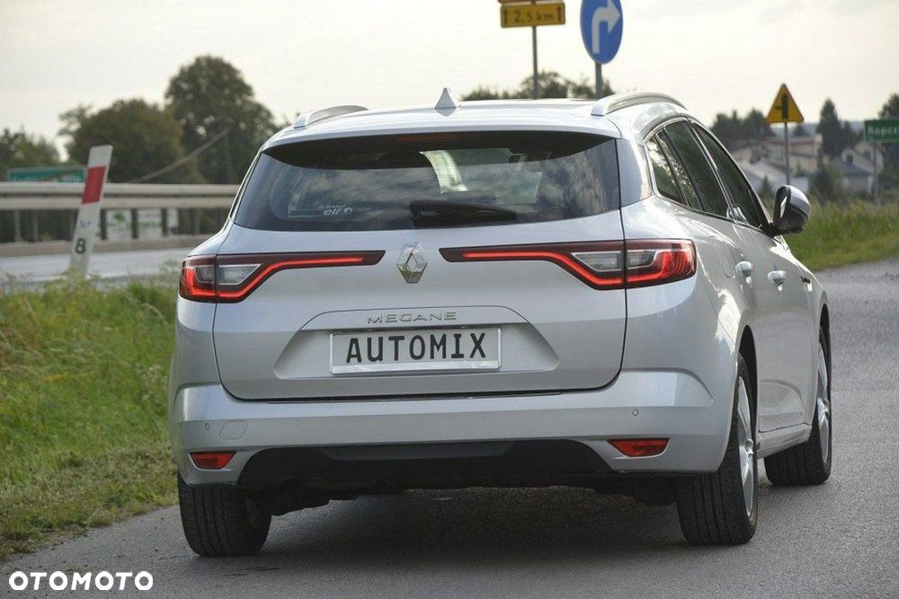 Renault Megane 1.5 dCi Zen - 8