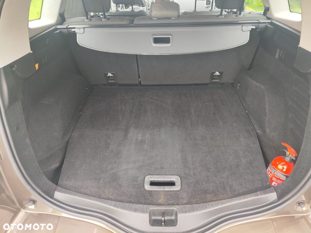 Renault Grand Scenic - 14