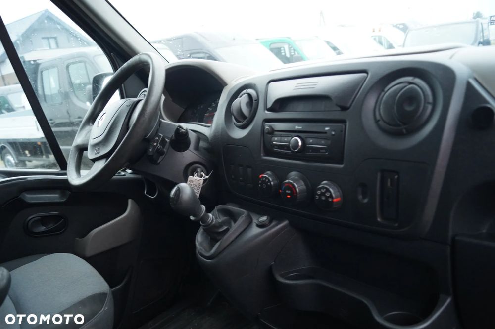 Renault Master - 25