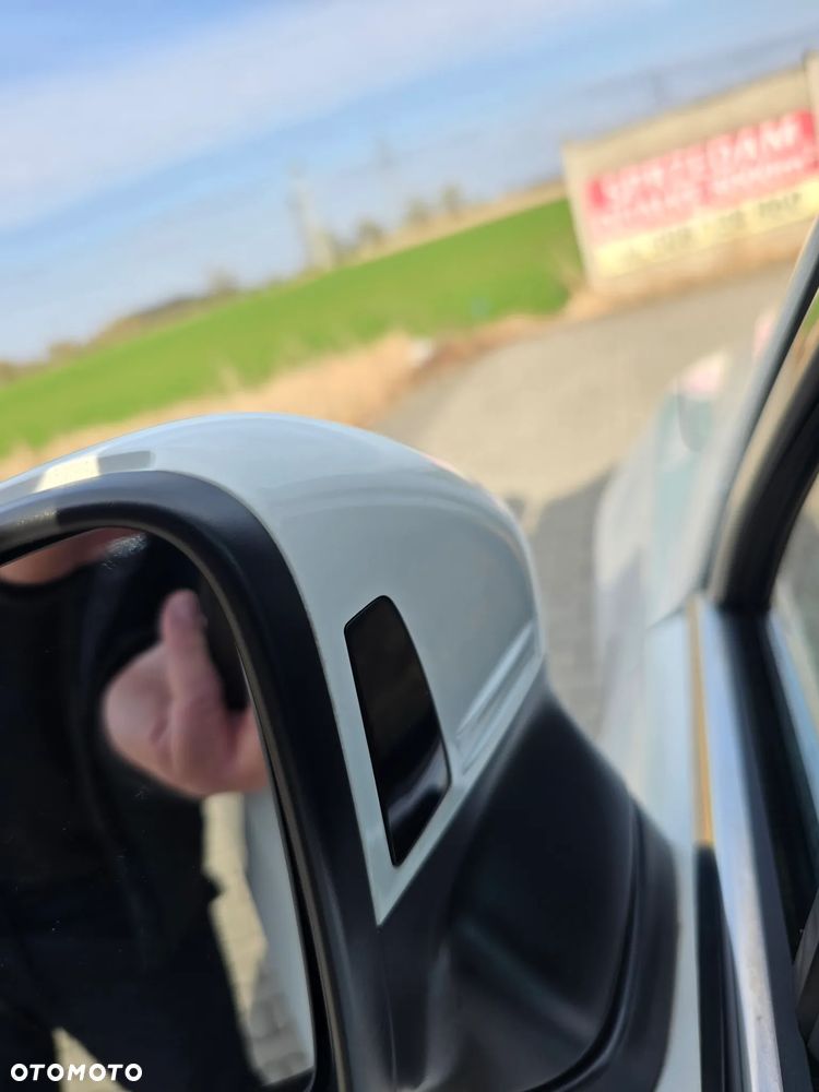 Volkswagen Tiguan Allspace 2.0 TDI SCR DSG Move - 20