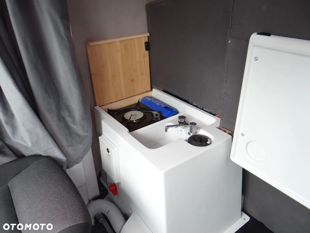 Iveco DAILY 35S-210-HiMATIC,AiR PRO,LEDY,NAVI, WEBASTO,SYPIALNIA LAMAX - 36