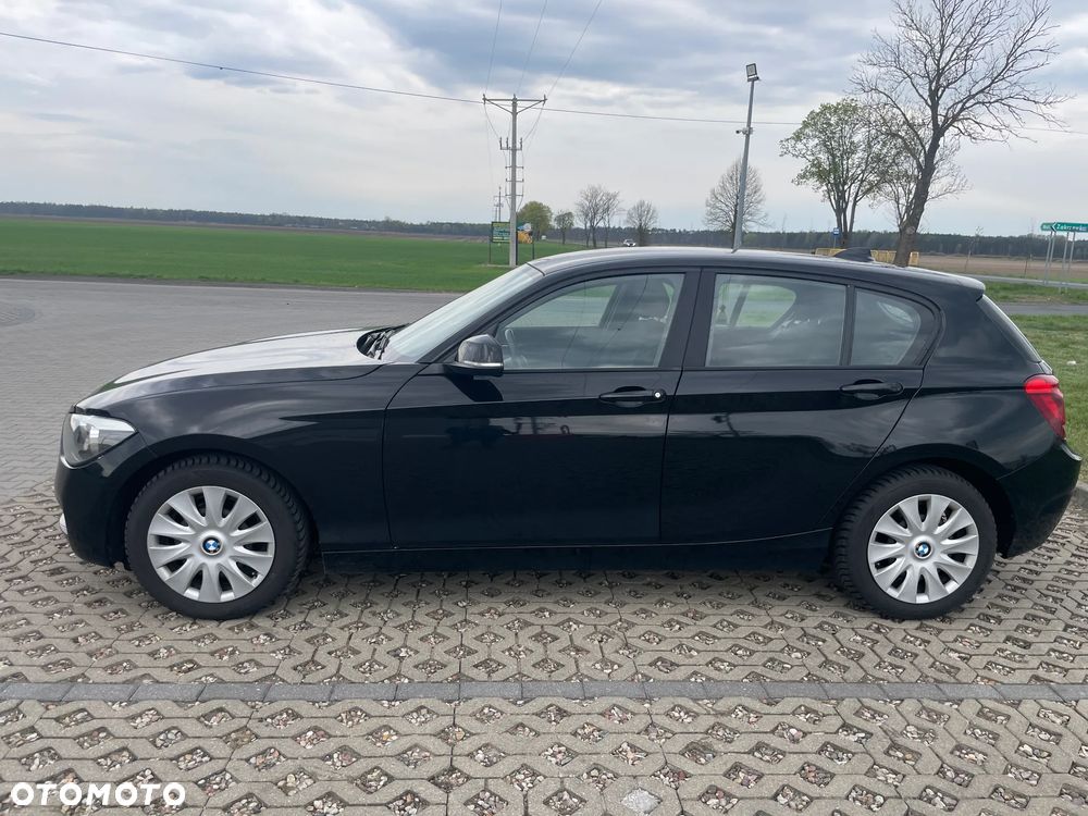 BMW Seria 1 118i - 3