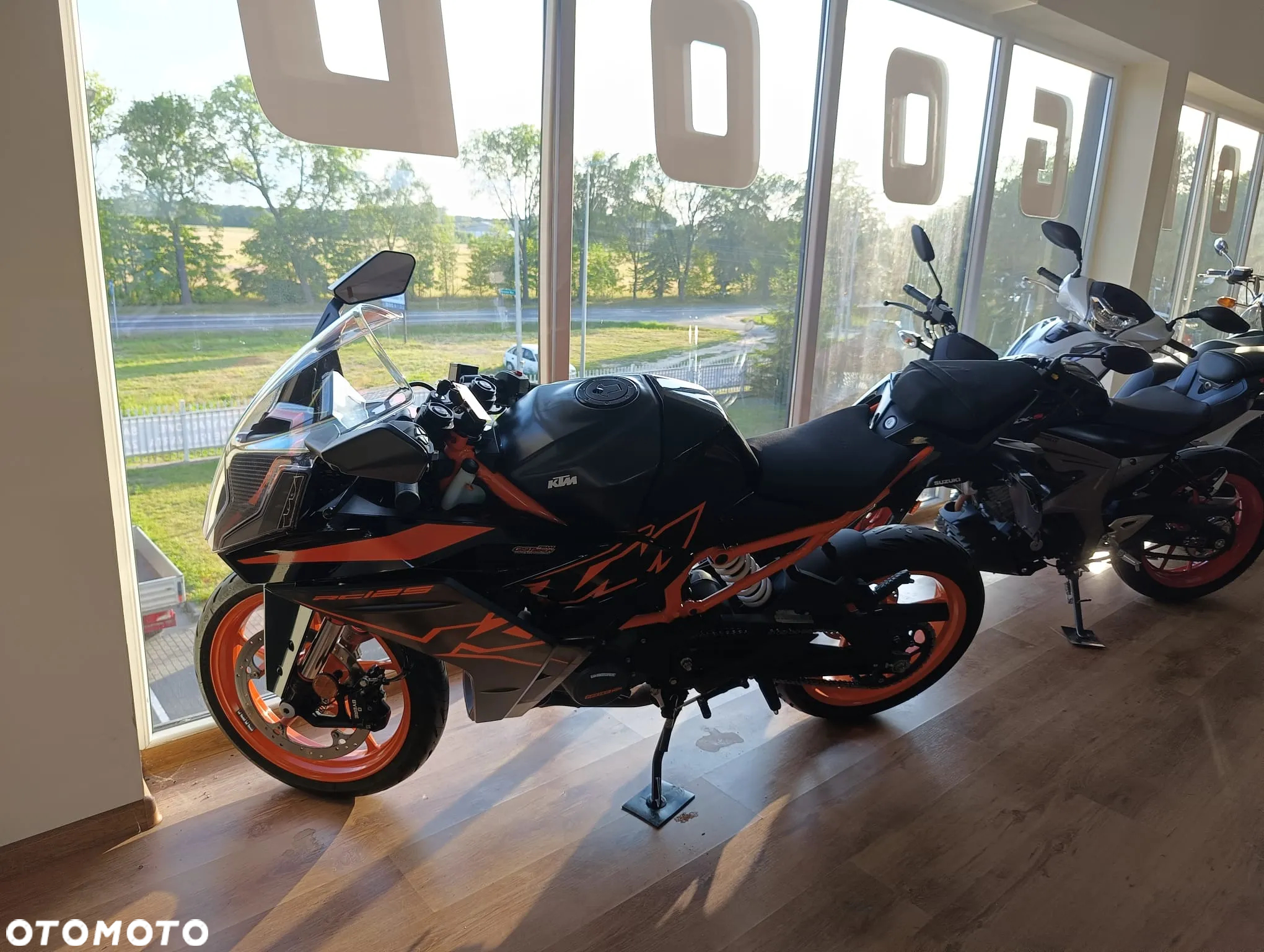 KTM RC 125 - 17